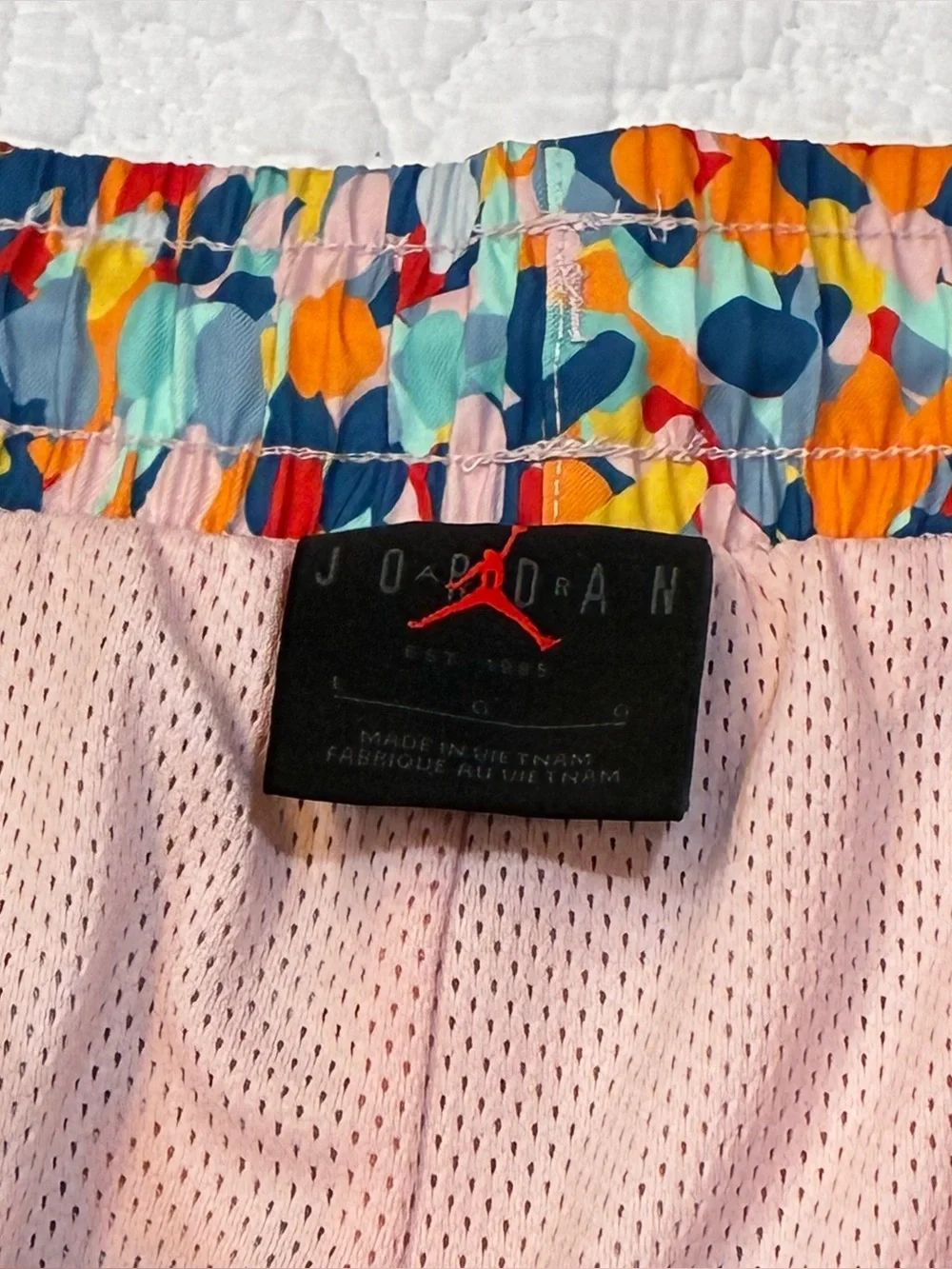 Jordan essentials allover